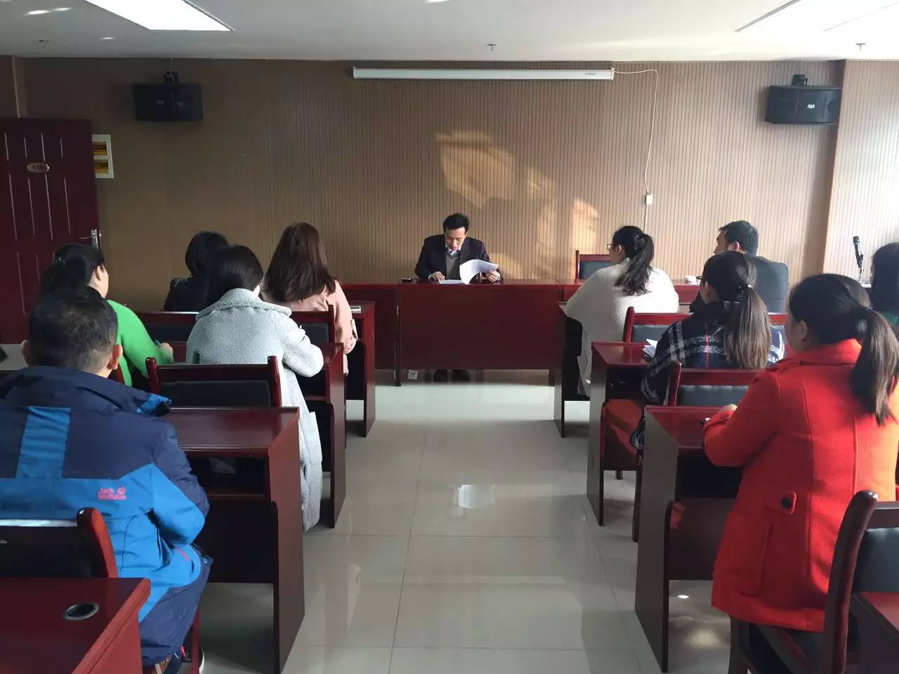 集團組織學習桑海行政服務中心消防窗口人員違紀文件精神